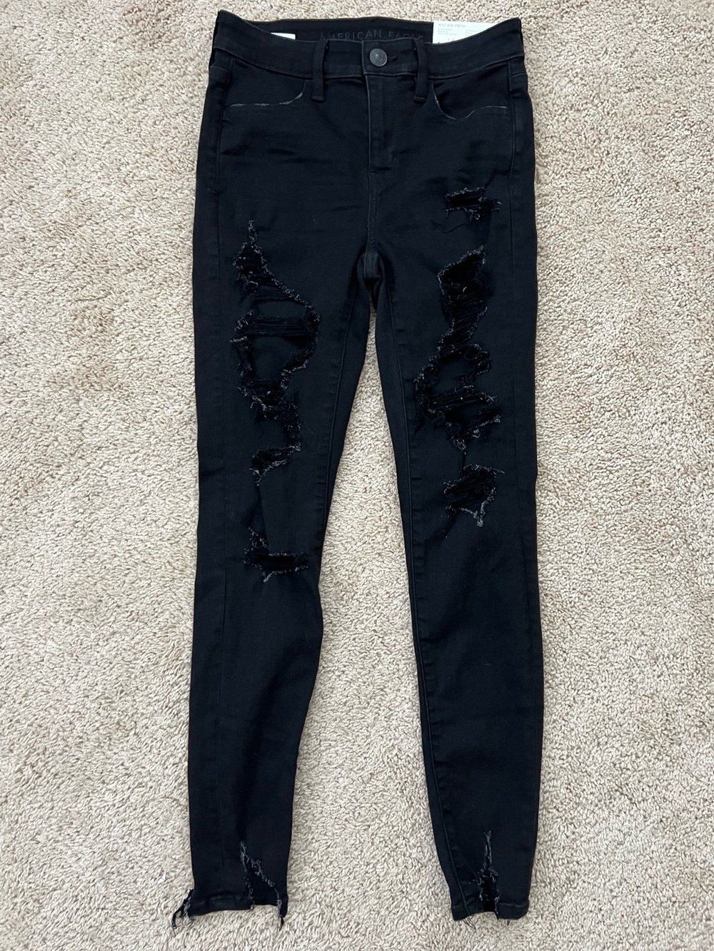 NWT American Eagle Size 4 High Rise Distressed Black Jegging Next Level Stretch